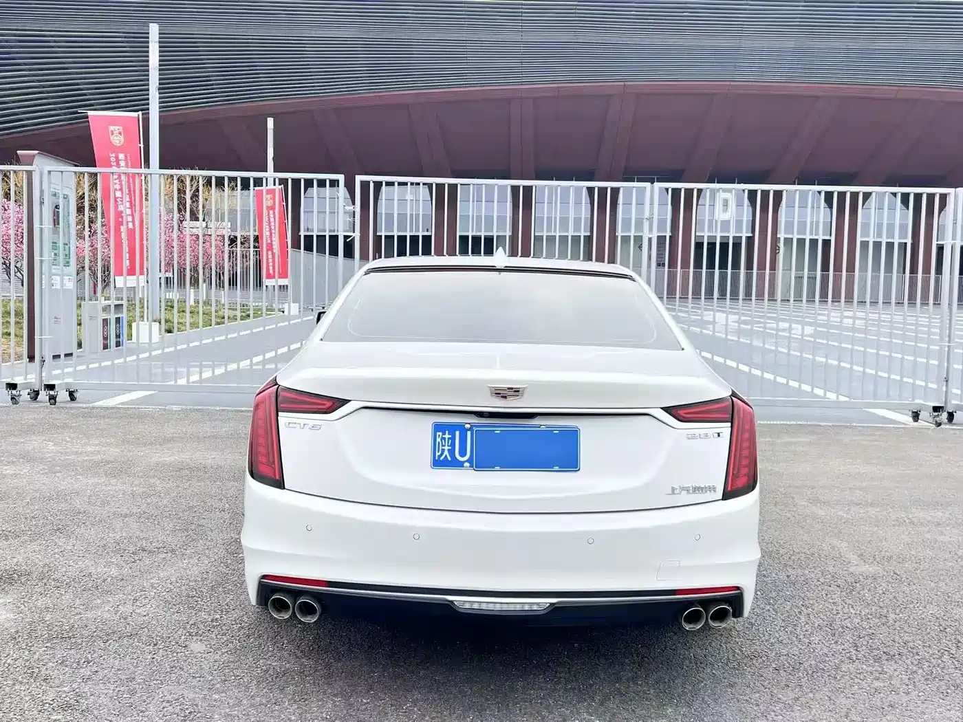 CADILLAC CT6