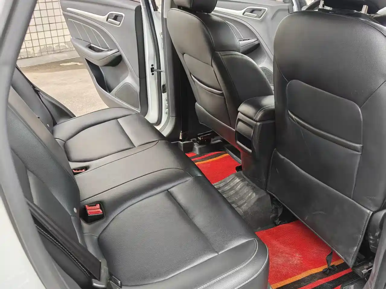 MG ZS 2018 2018 1.5L Automatic Elite China V