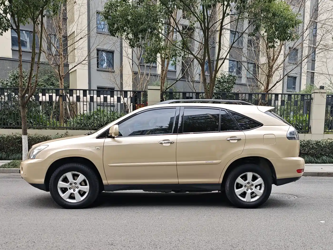 Lexus RX Classic 2007 Model 400h фото 2
