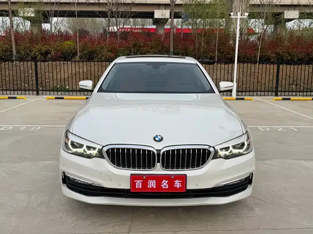 BMW 5 SERIES