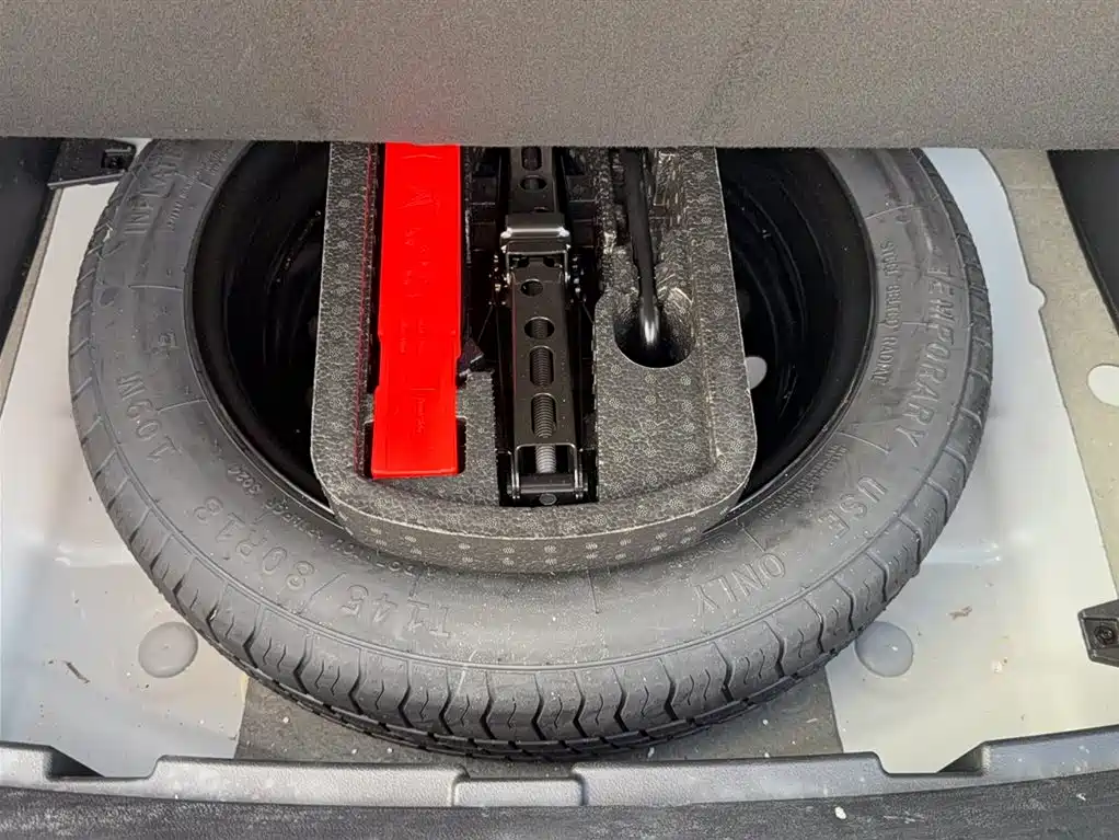 Geely Haoyue PRO 2025 2024 1.5T DCT Free Roaming+