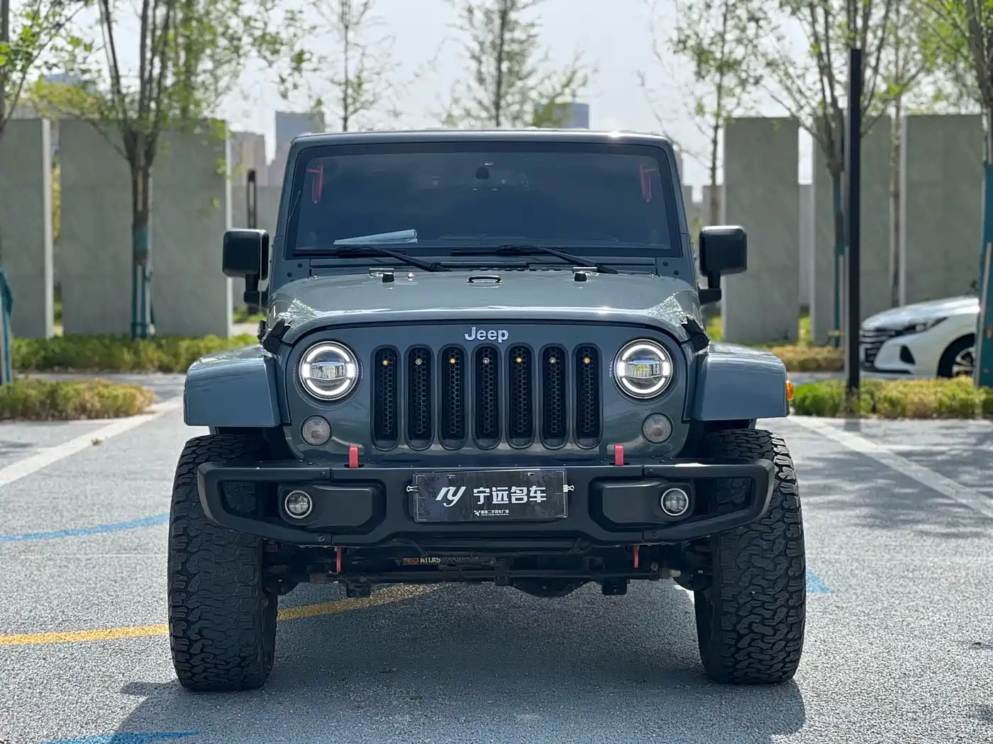 Фото 2 - Jeep Wrangler
