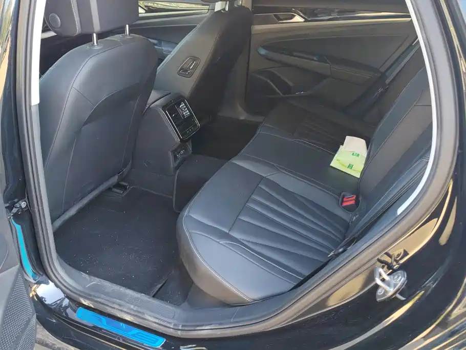 Volkswagen Passat 2026 2026 Outstanding Edition 330TSI Starlight Elite Version
