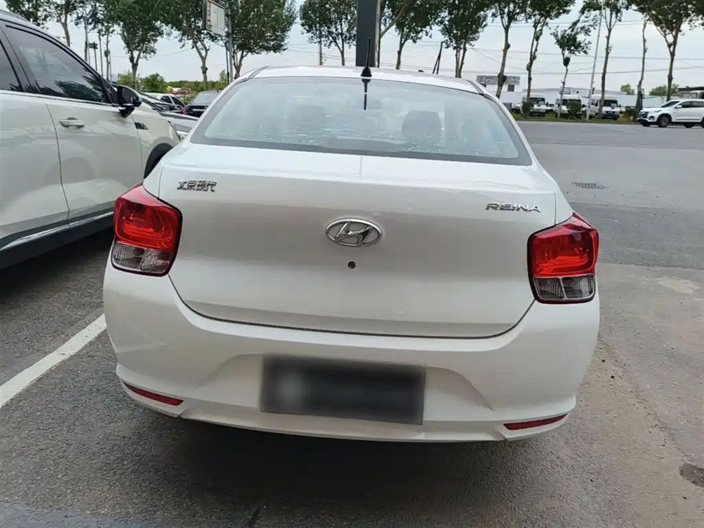 HYUNDAI RENA