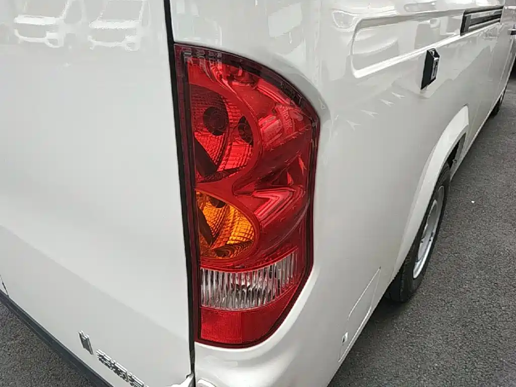 Yufeng Auto Yufeng Golden Warehouse 2026 2025 PLUS Value Edition 42.3kWh