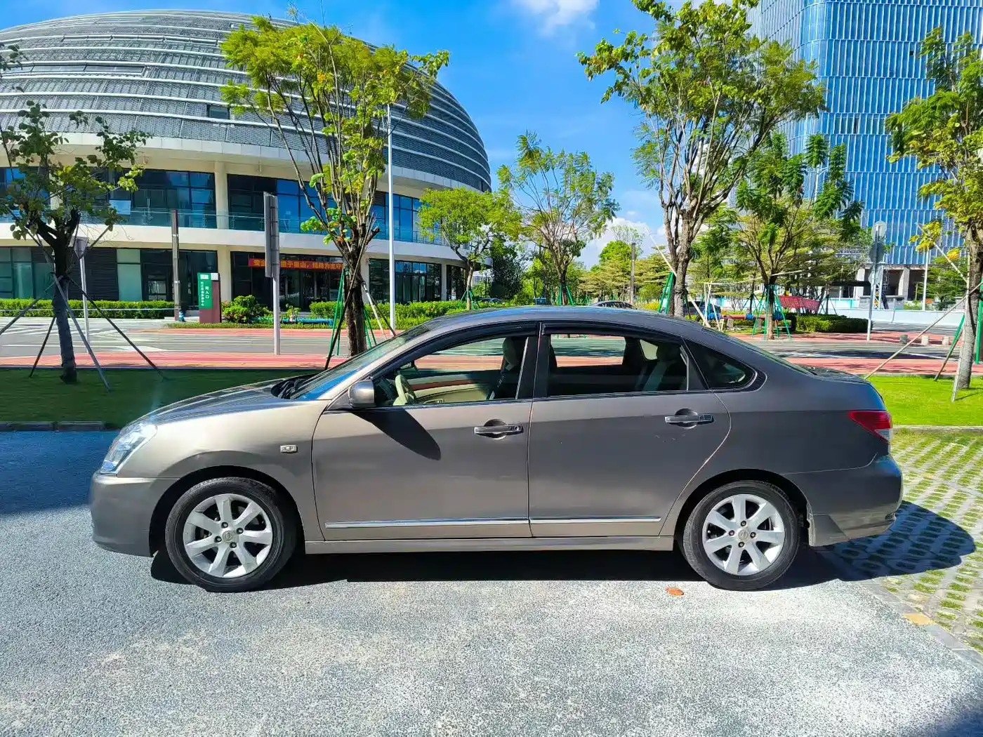 Фото 4 - Nissan Sylphy