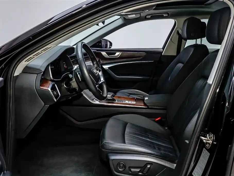 Audi A6 (Import) 2021 allroad quattro Explorer 55 TFSI Premium Off-road фото 9