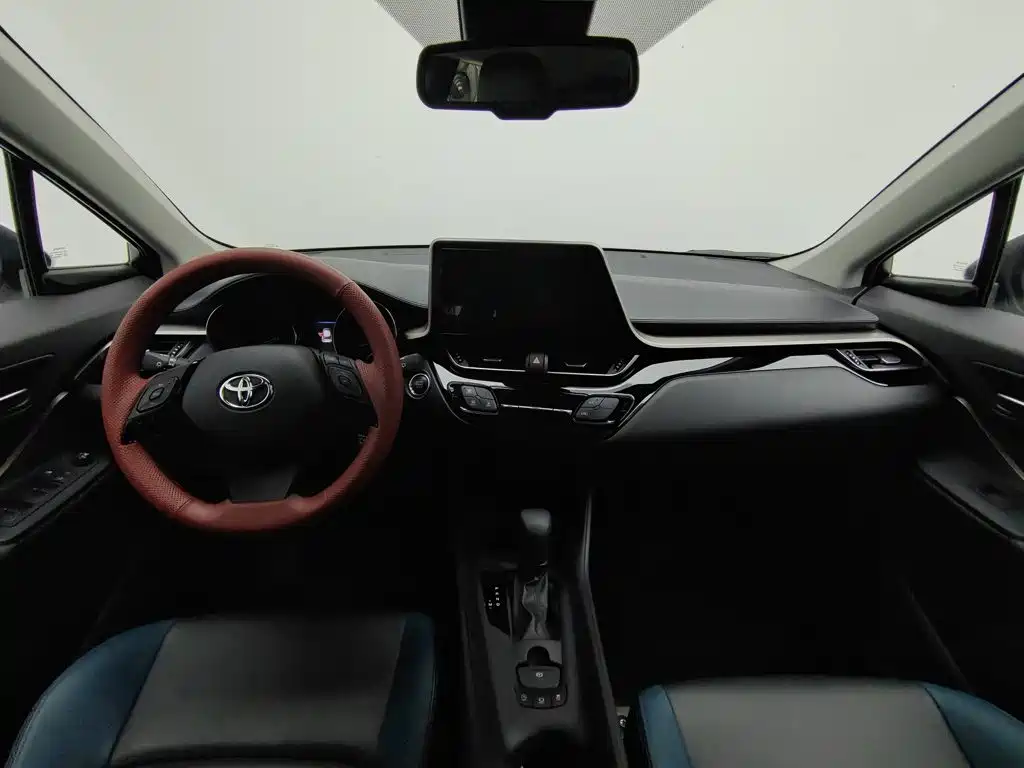 Toyota IZOA 2022 2022 2.0L Yixiang CARE Edition