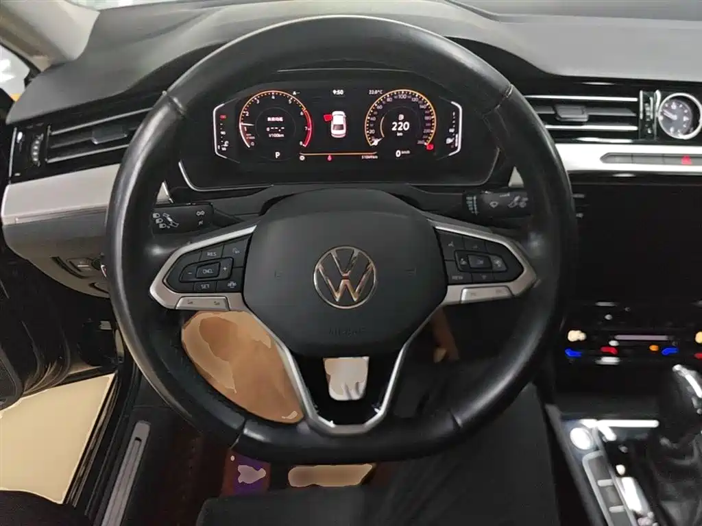 Volkswagen Magotan 2021 330TSI DSG 30th Anniversary Edition фото 11
