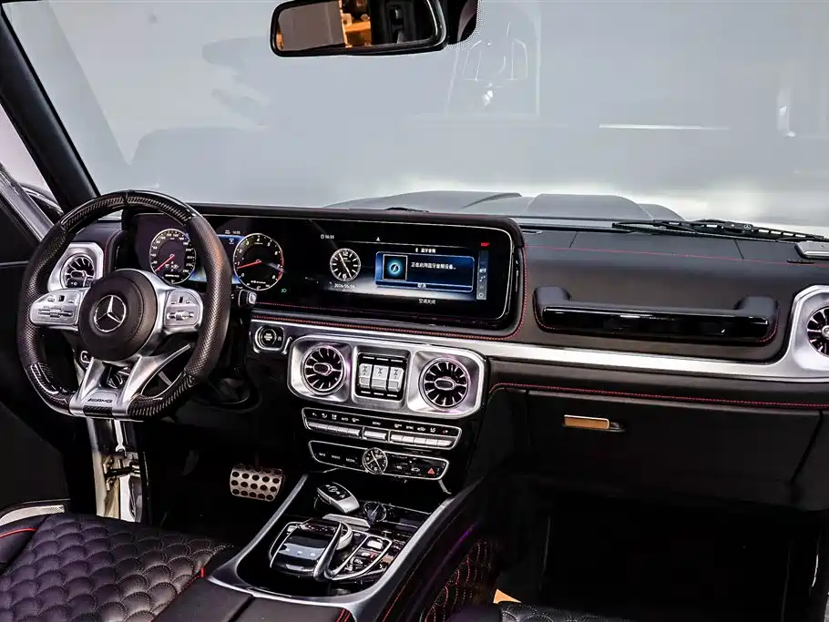 Mercedes-Benz G-Class AMG 2013 AMG G 63 фото 46