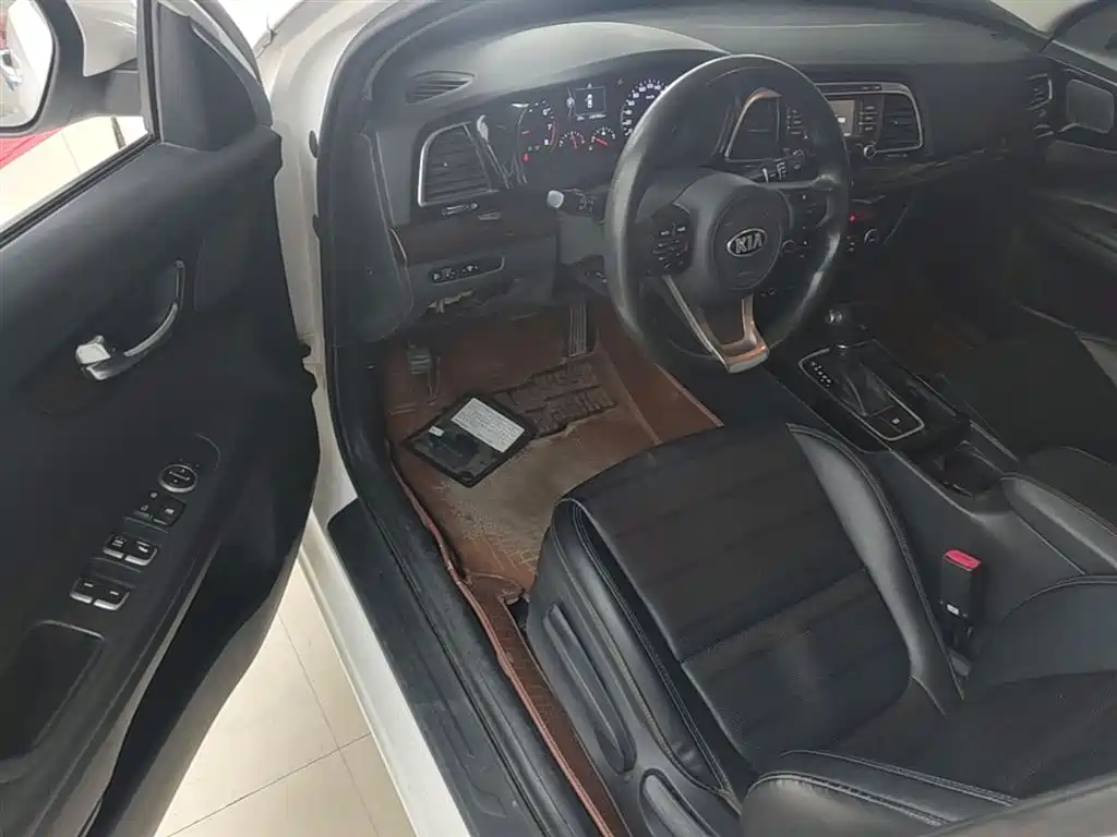 Kia K4 2015 2014 1.8L Automatic GLS