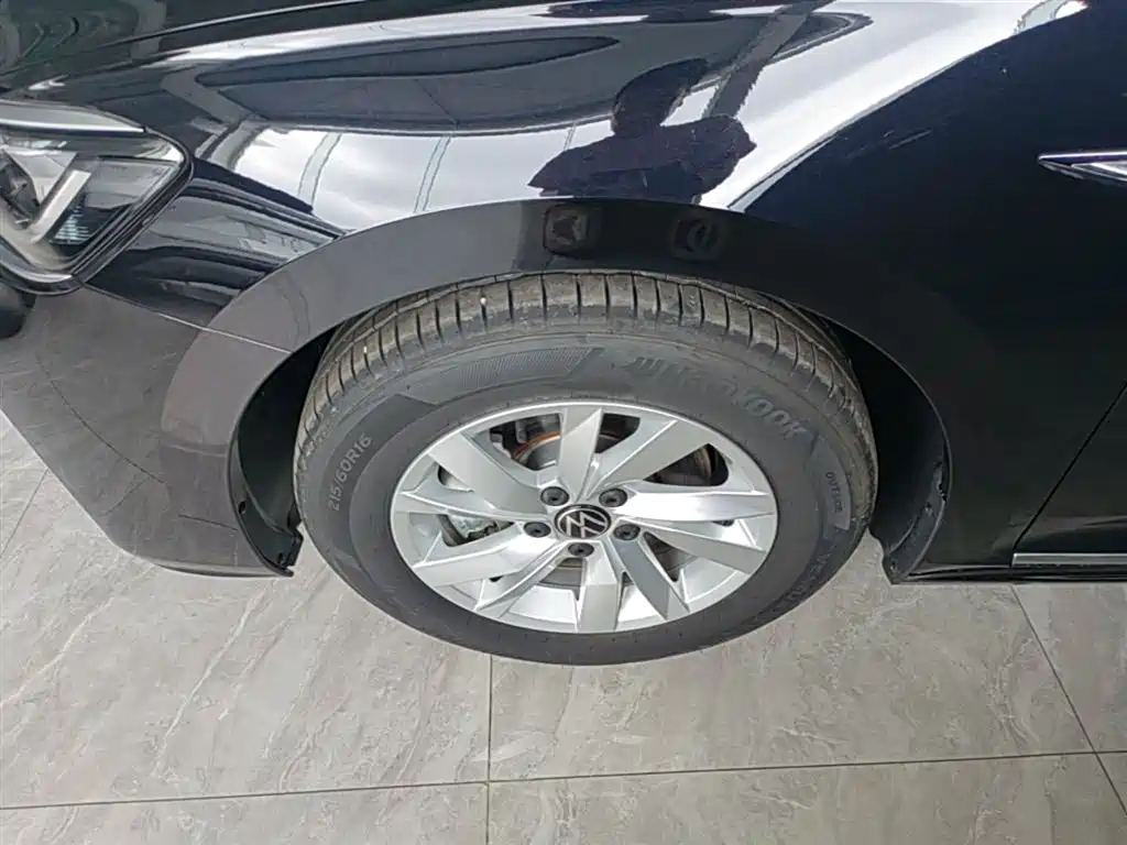 Volkswagen Passat New Energy 2025 430PHEV Hybrid Business Edition фото 23