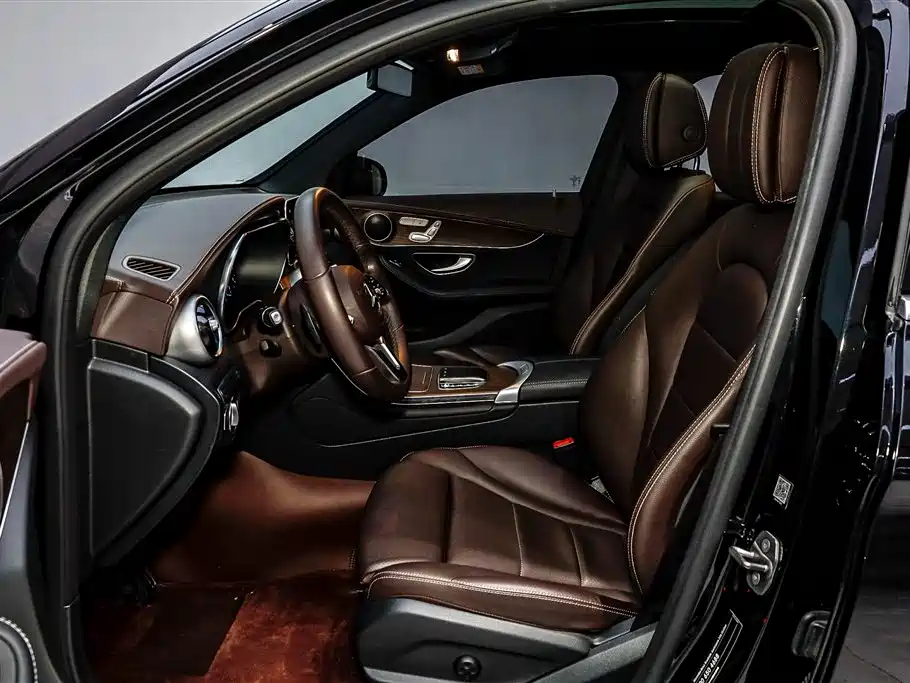 Mercedes-Benz GLC 2022 Facelift GLC 300 L 4MATIC Dynamic Collector's Edition фото 8