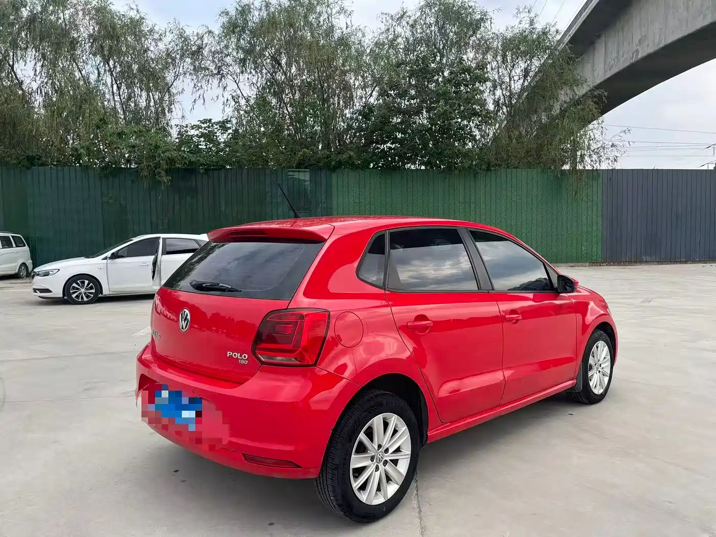 Volkswagen Polo 2014 1.6L Automatic Comfort Edition фото 5