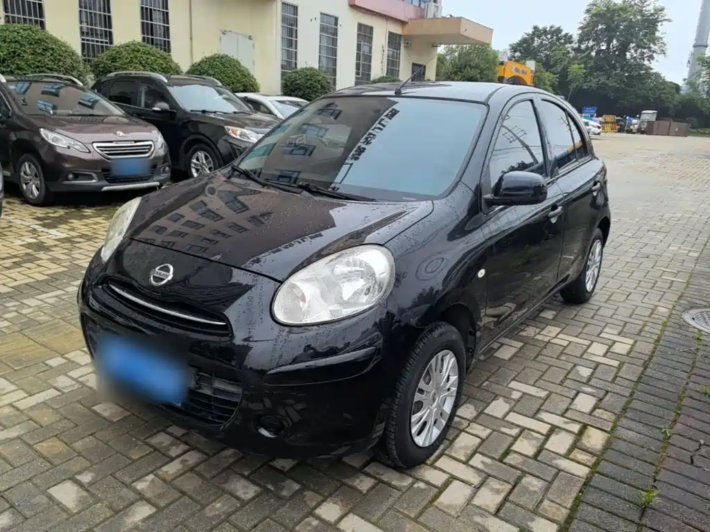 Nissan March 2016 2010 1.5L Automatic Easy Shine Edition