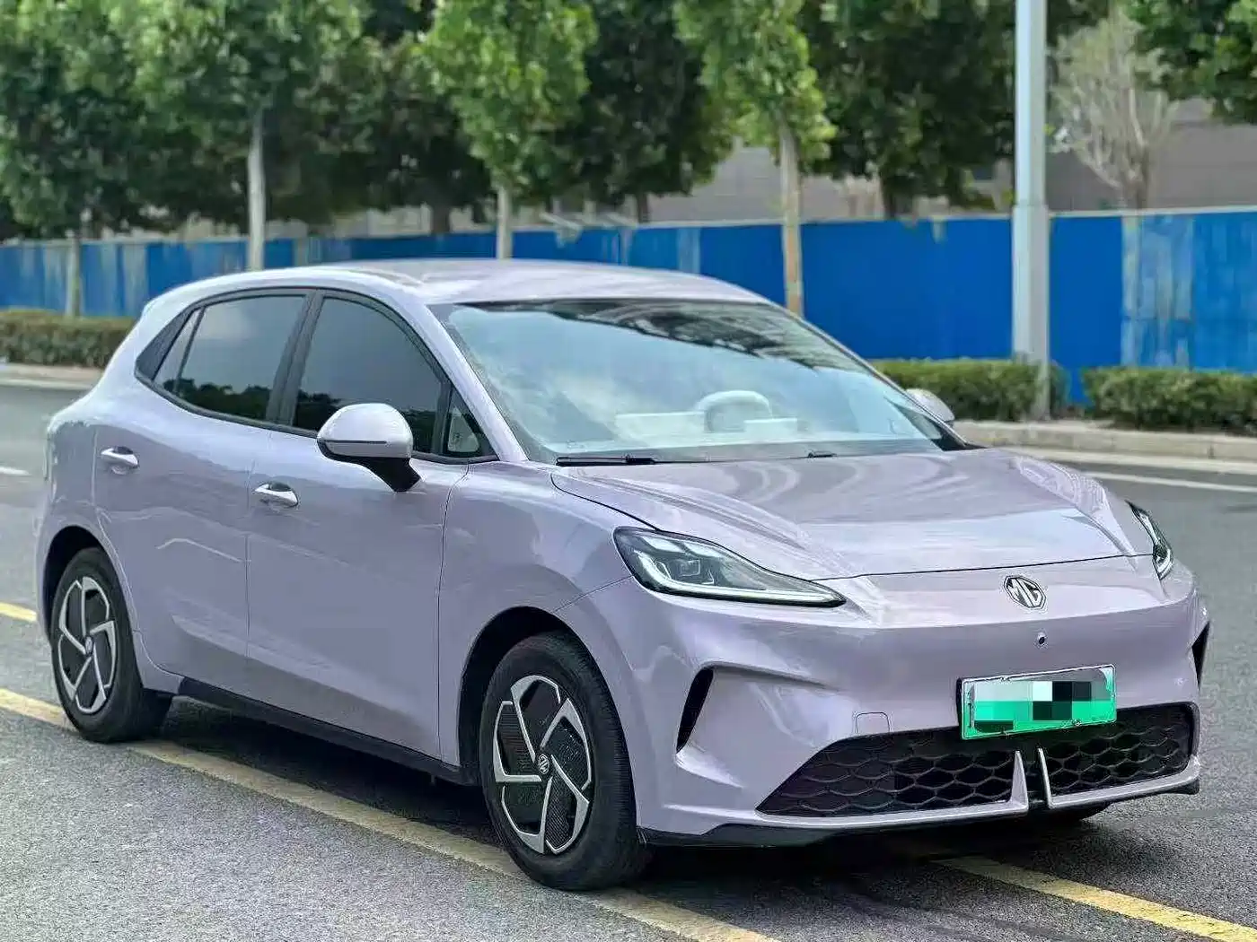 Фото 3 - MG MG4 EV