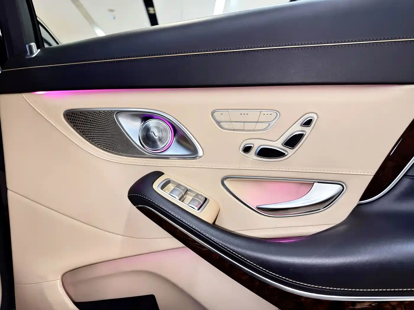 Фото 9 - Mercedes-Benz Maybach S-Class