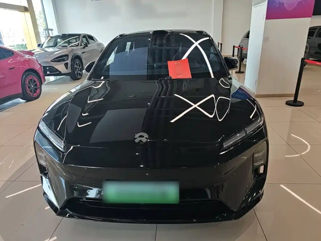 Фото 3 - NIO ET5T