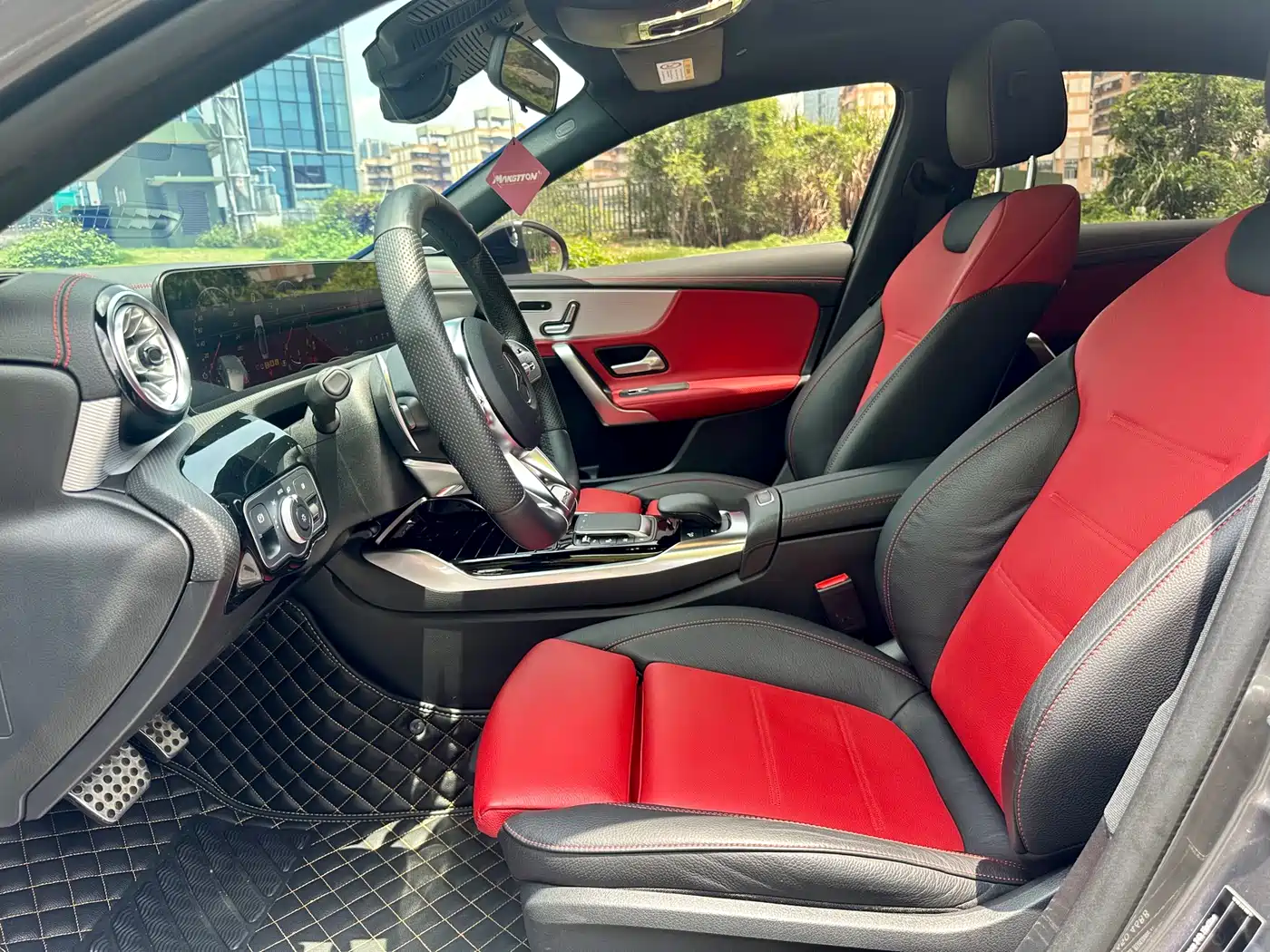 Mercedes-Benz A-Class AMG 2023 Model Year AMG A 35 L 4MATIC фото 6