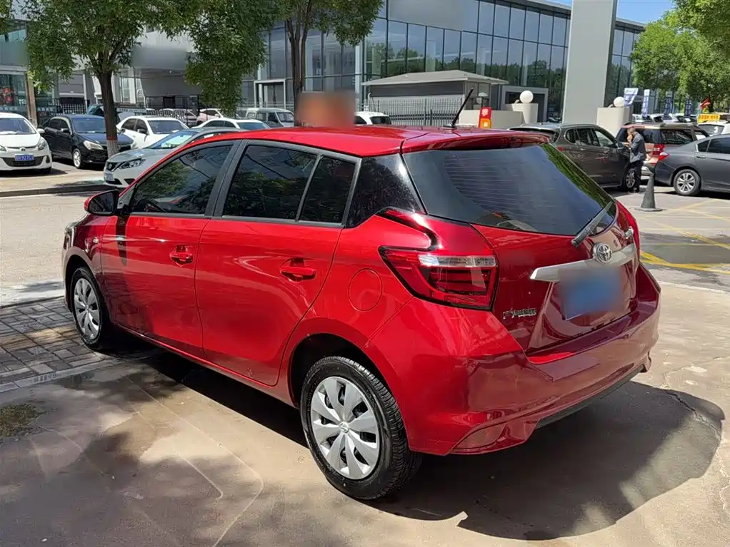 Toyota YARiS L Zhi Xuan 2016 Facelift 1.5E CVT Charming Edition фото 5
