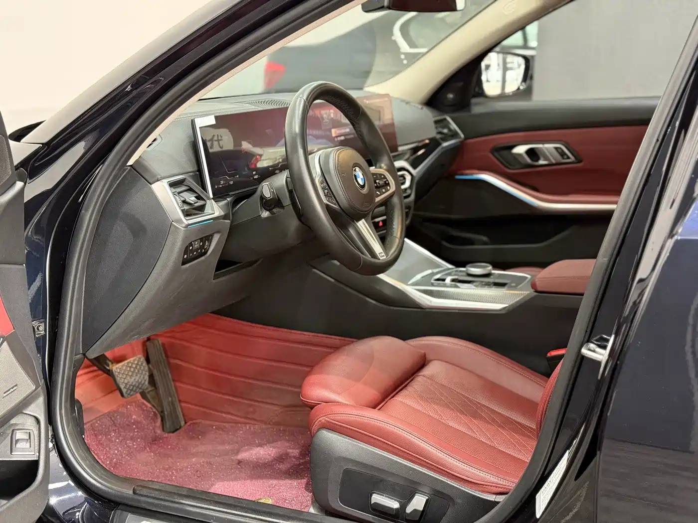 BMW 3-SERIES