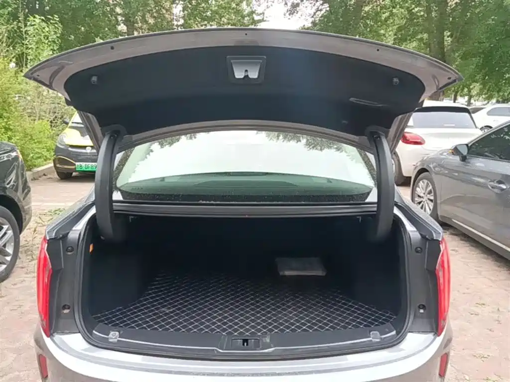 Hongqi E-QM5 2024 Model 610km PLUS фото 19