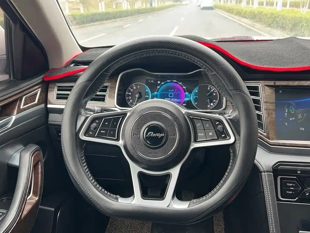 Zotye X7 2017 2017 1.8T Manual Premium