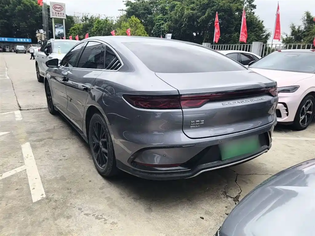 BYD Han 2025 DM-i 125KM Comfort фото 5