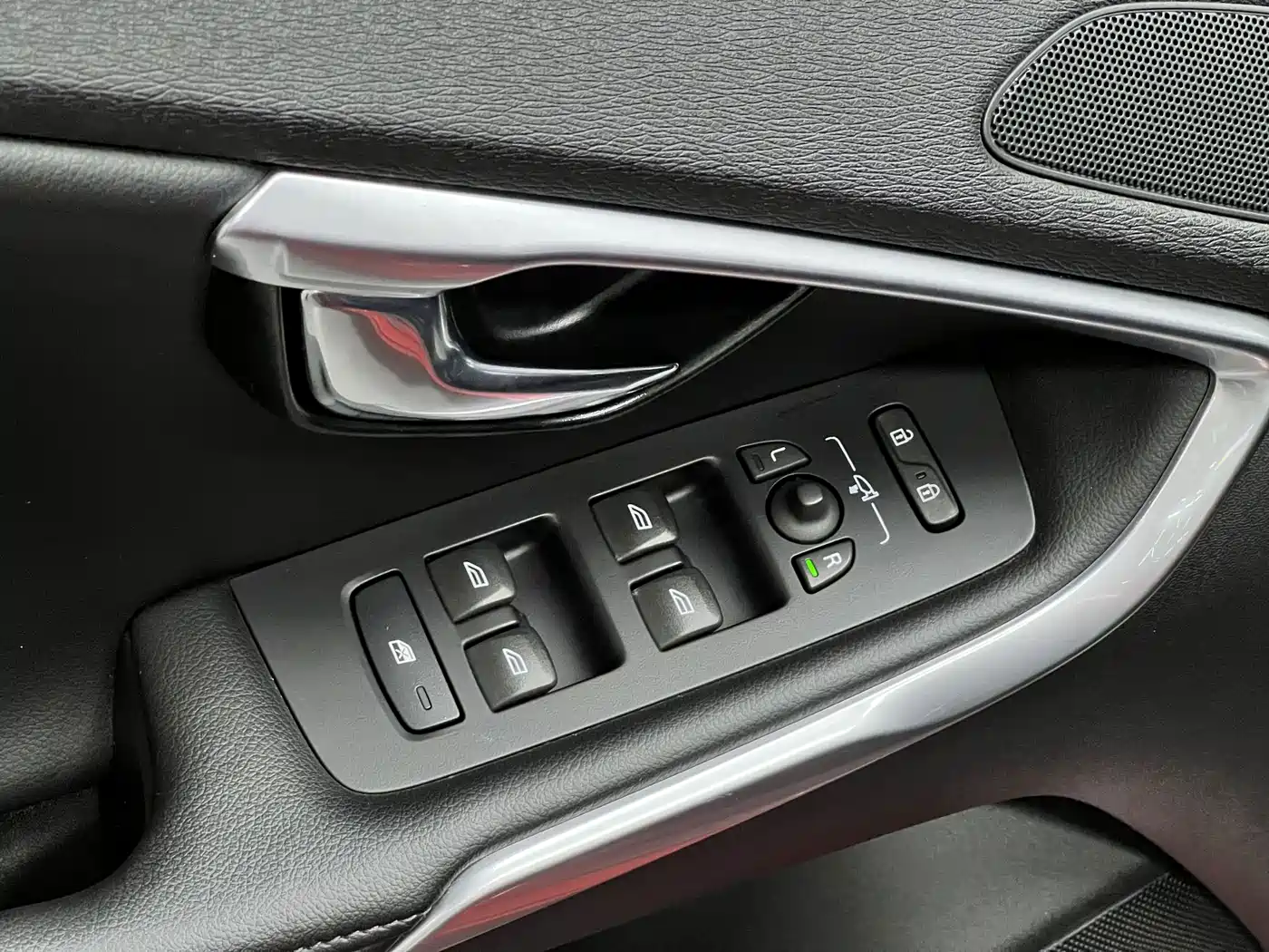 Volvo V40 2019 2019 T3 Momentum