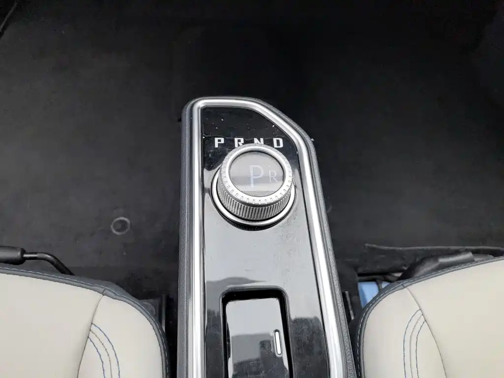Dacheng Auto Dacheng E20 2019 2019 Standard Model