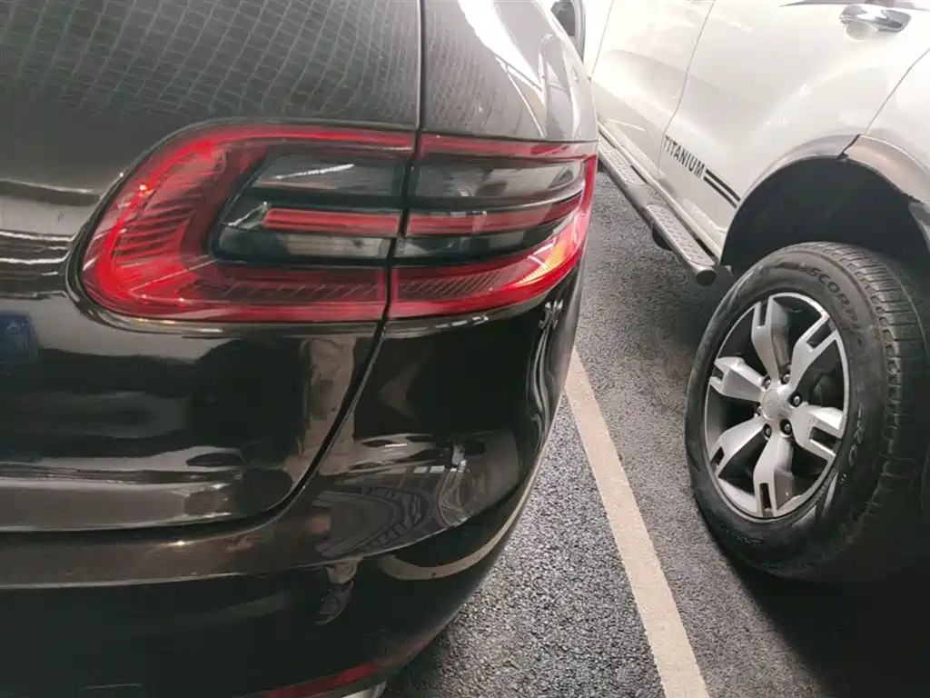 Porsche Macan 2016 Macan 2.0T фото 8