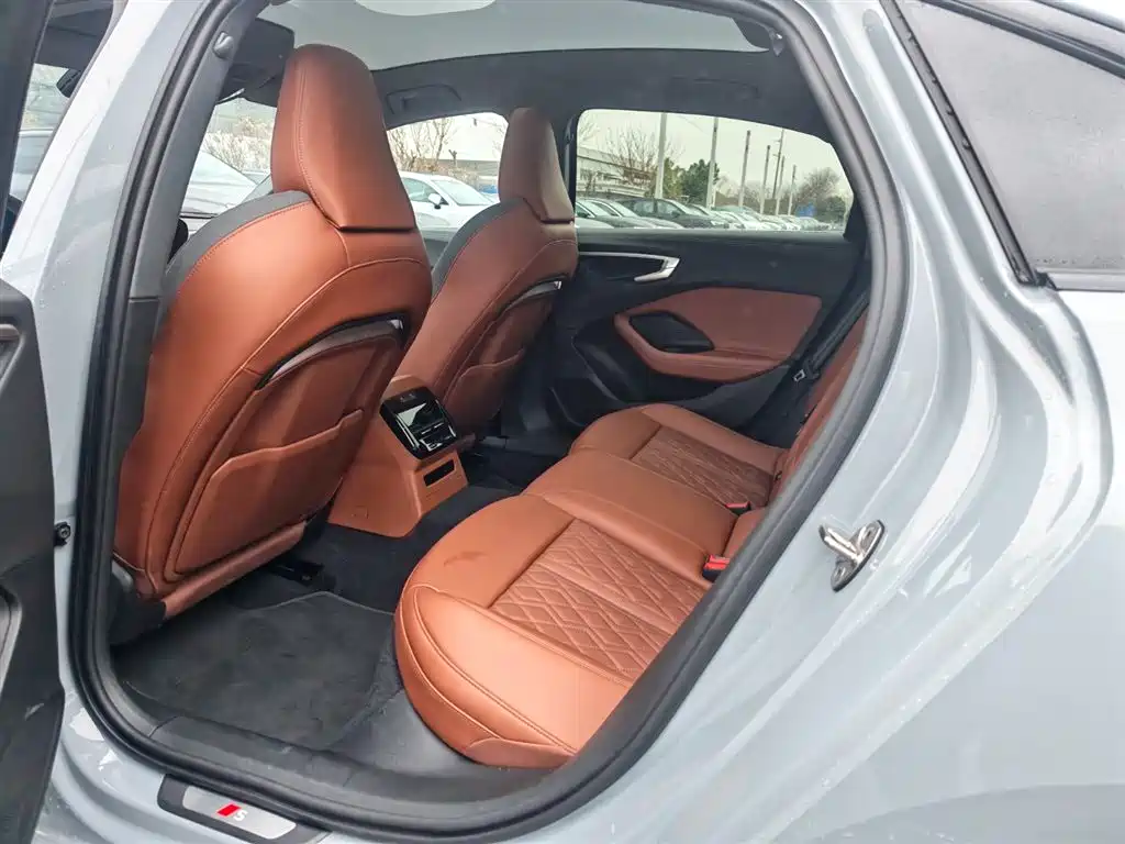 Audi A5L 2025 2.0T Sport Edition Plus фото 5