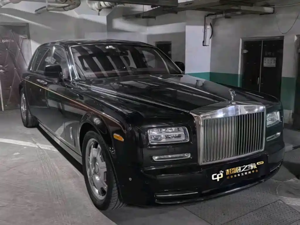 Rolls-Royce Phantom 2012 2013 6.7L Extended Wheelbase (EWB)