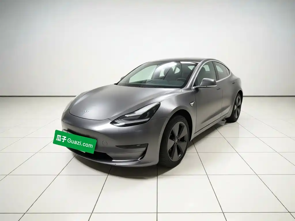 Tesla Model 3 2020