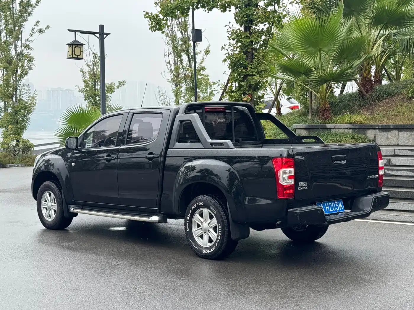 Isuzu Ruimai 2019 2018 2.8T Classic Edition 4WD Luxury Model with Extended Cargo Box JE493ZLQ5F
