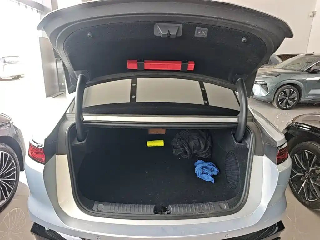 BYD Han L 2025 2025 EV AWD LiDAR Flagship