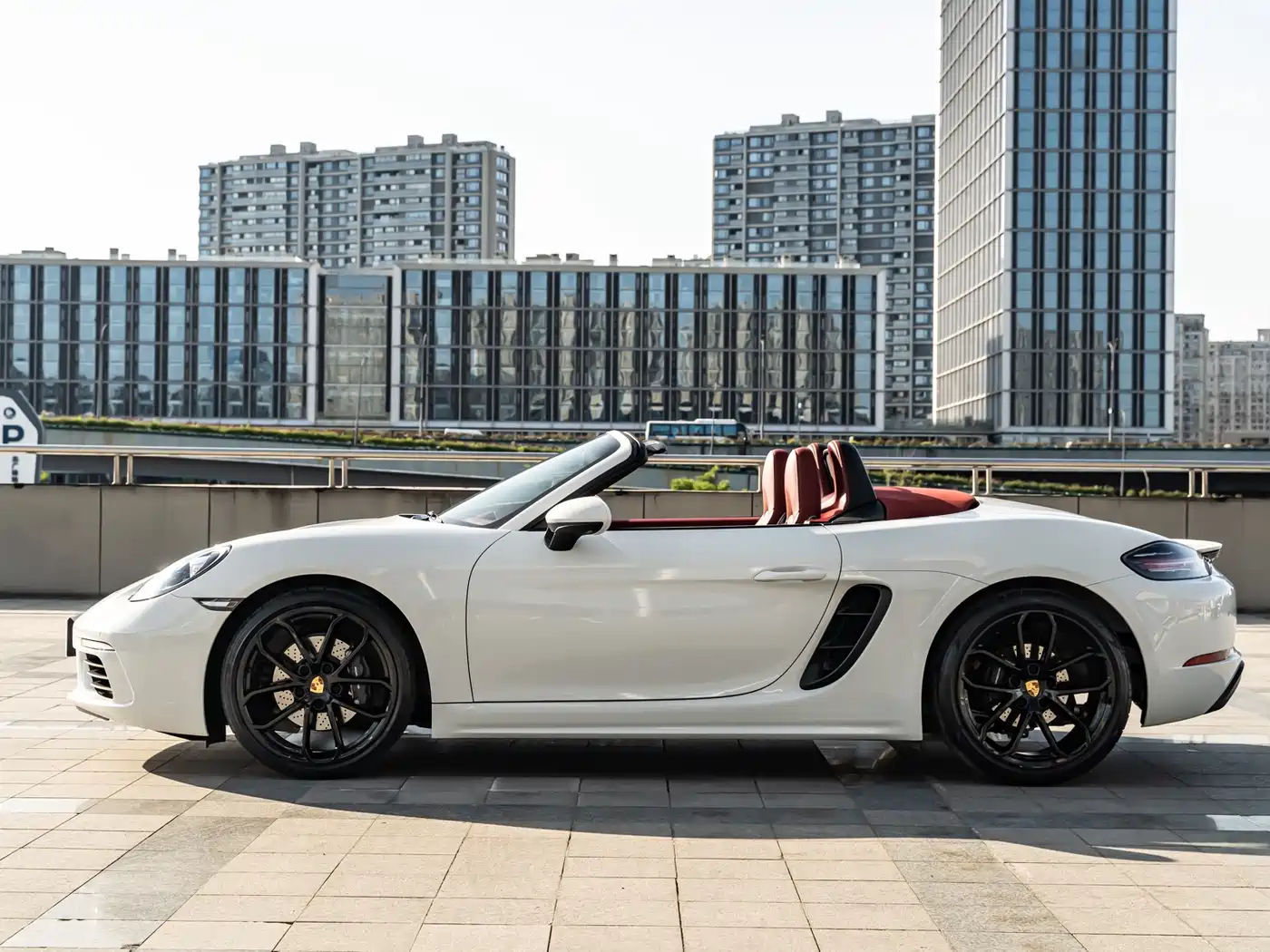 Porsche 718 2023 Boxster Style Edition 2.0T фото 6
