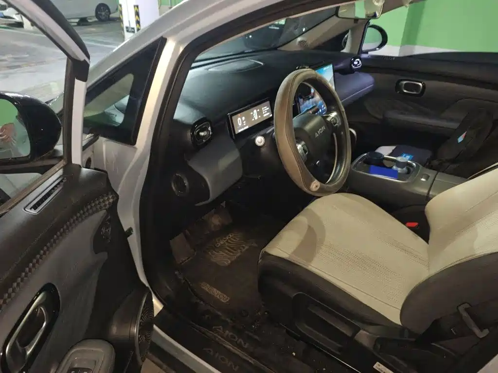 Aion UT 2025 2025 Model 330 Starlight Edition