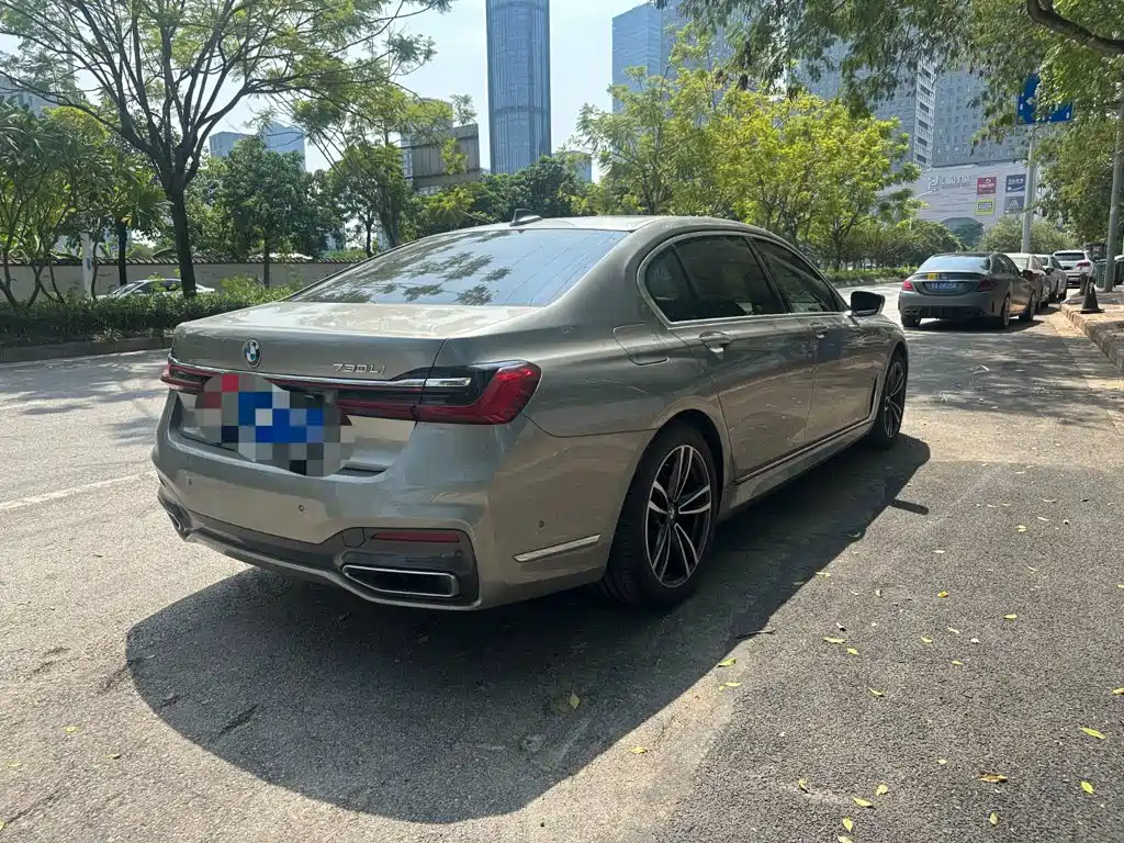 BMW 7 Series 2022 2021 Model 730Li M Sport Package