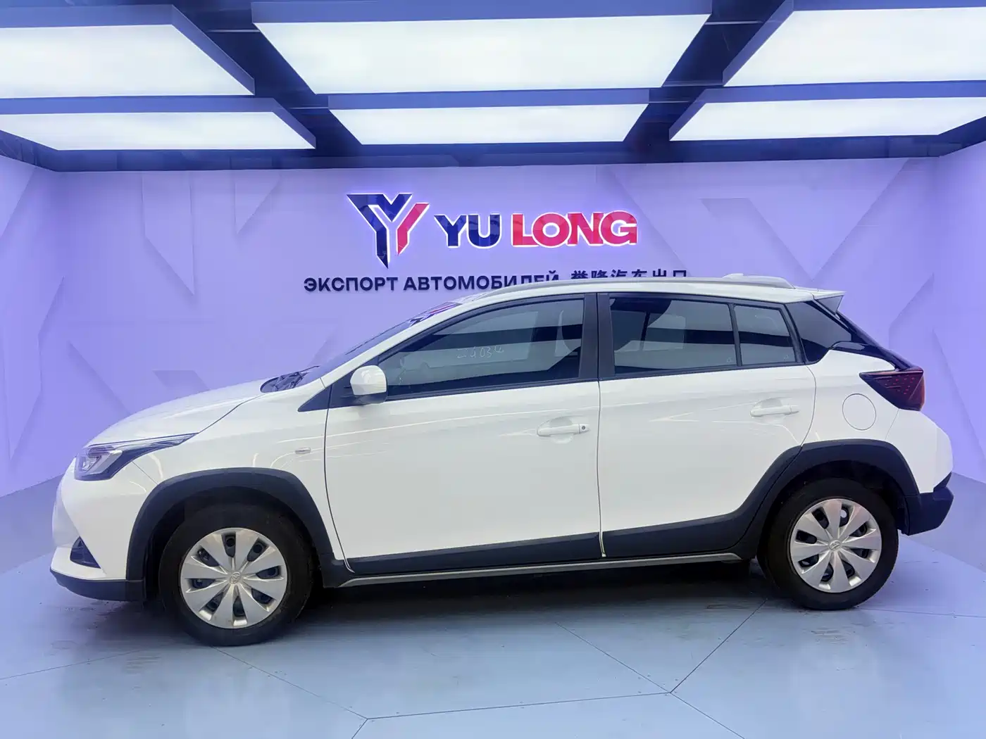 Toyota YARiS L Zhi Xuan 2022 Zhi Xuan X 1.5L CVT Leading PLUS Edition фото 2