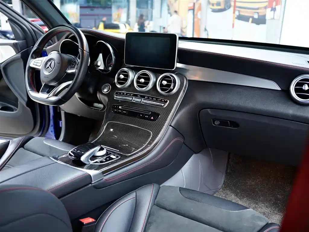Mercedes-Benz GLC AMG 2017 AMG GLC 43 4MATIC фото 42