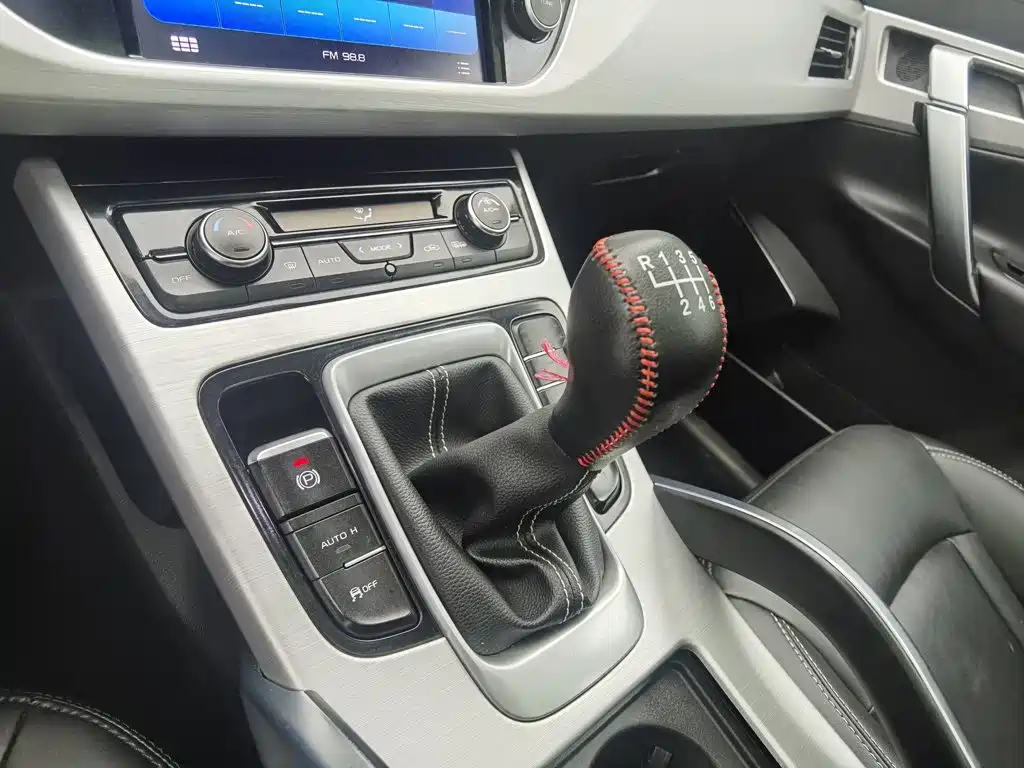 Geely Atlas 2016 2016 2.0L Manual Smart·Style Edition