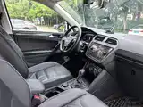 صورة 10 - Volkswagen Tiguan