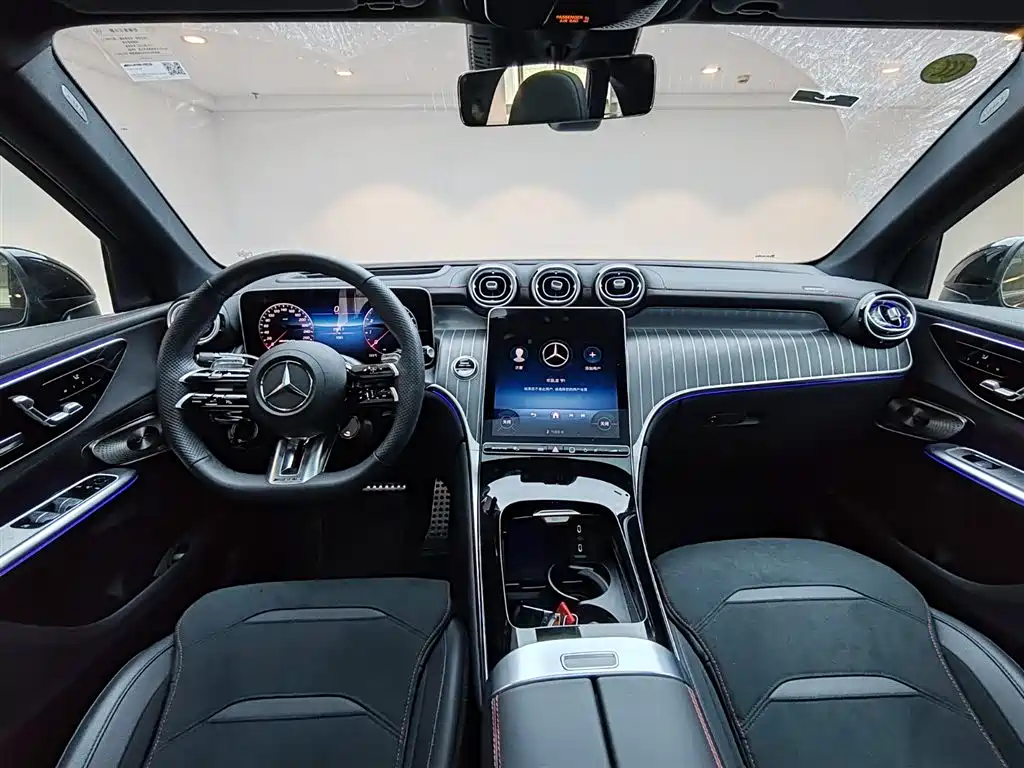 MERCEDES-BENZ GLC AMG