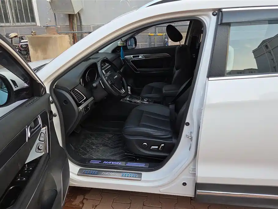 Haval H6 Coupe 2015 Blue Label 2.0T 2WD Premium фото 9