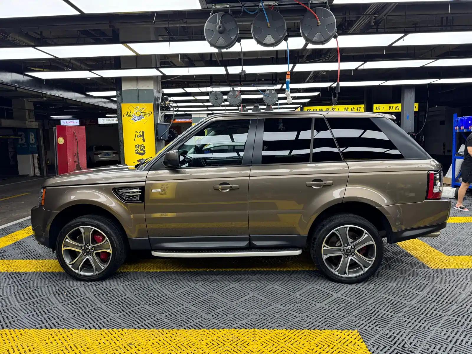 Фото 14 - Land Rover Range Rover Sport