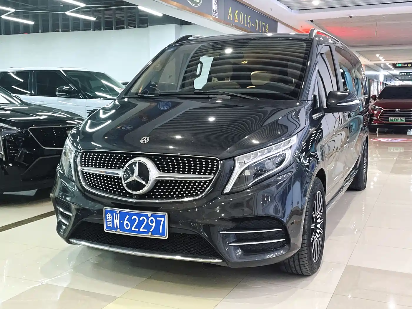 Mercedes-Benz V-Class 2020 Model V 260 L Long Wheelbase Luxury