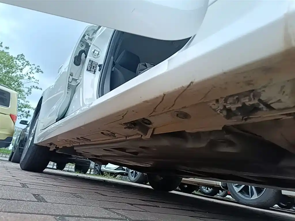 Toyota Corolla 2019 1.2T S-CVT GL Pioneer Edition фото 21