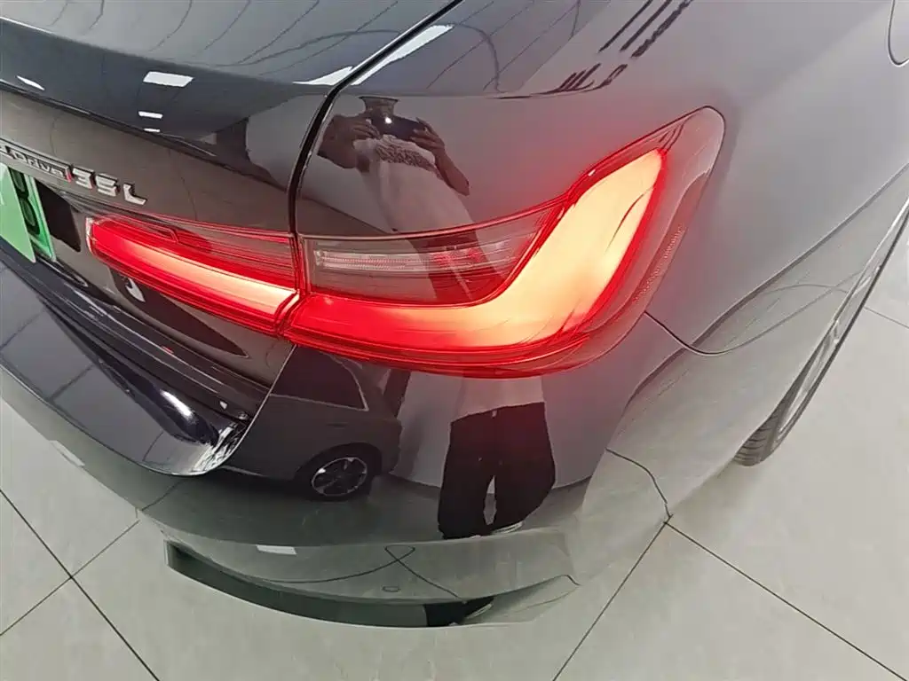 BMW i3 2025 eDrive 35 L фото 8