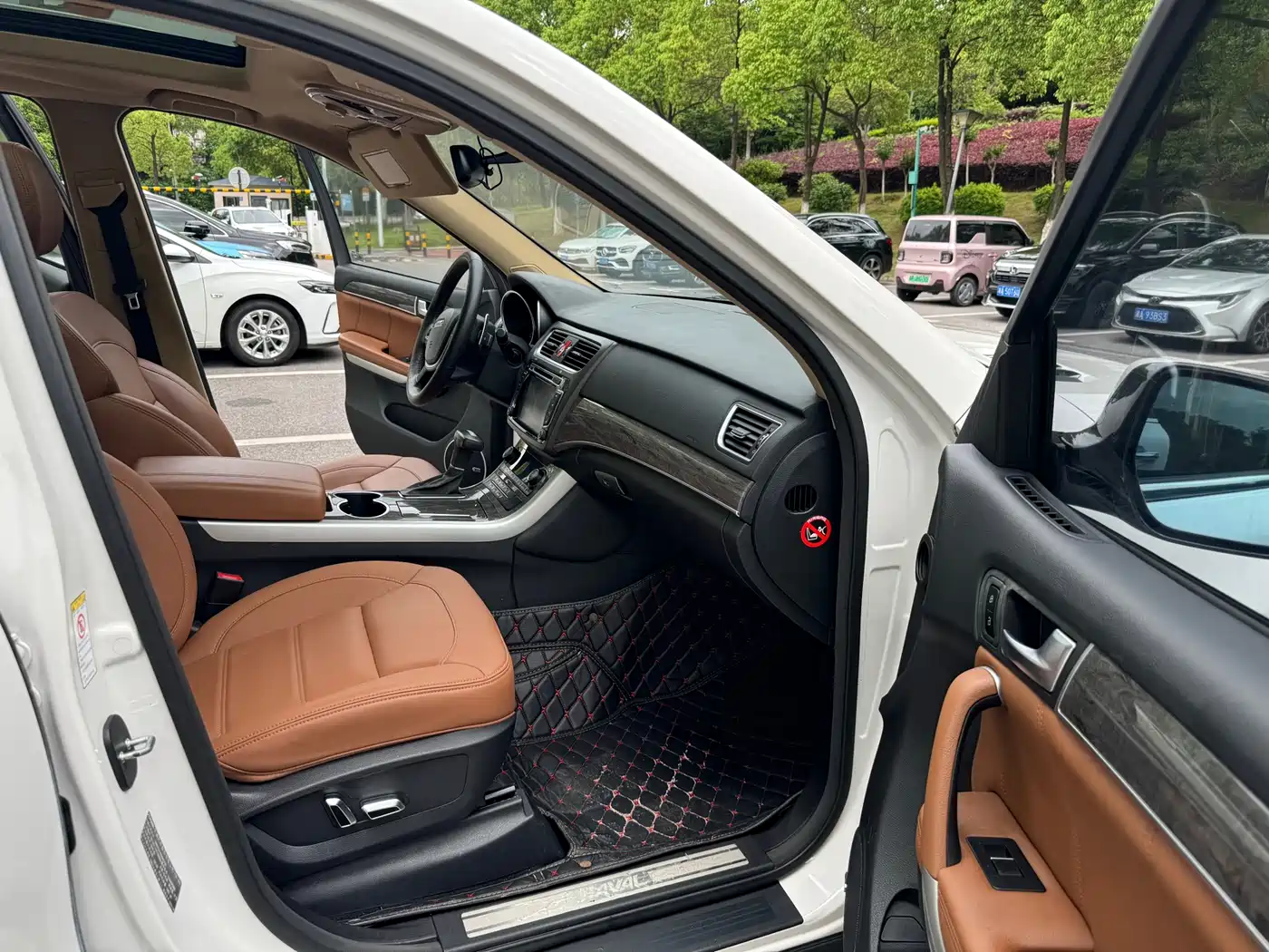 Haval H8 2015 2.0T FWD Comfort фото 10